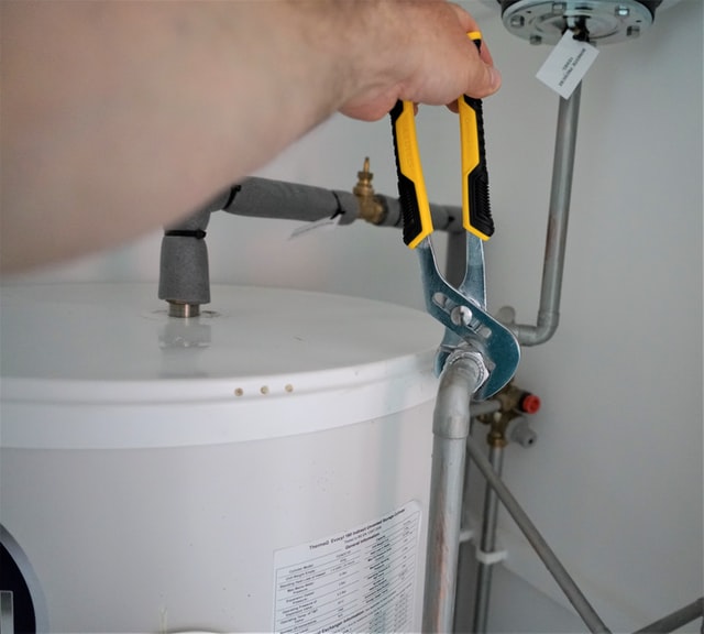 What Is How Much Does A Plumber Charge To Replace A Toilet?